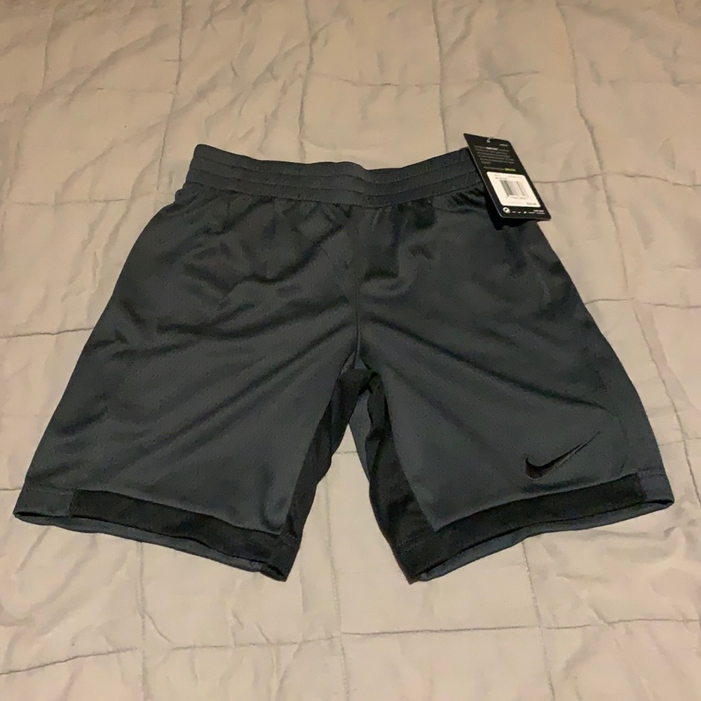 NWT Nike Boys Dri-Fit Shorts